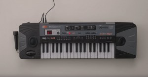 sintezator-mq-805usb-s-mikrofonom